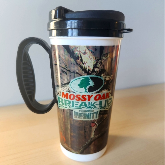 Bass Pro Shops Mossy Oak Travel Mug - Picture 2 of 4